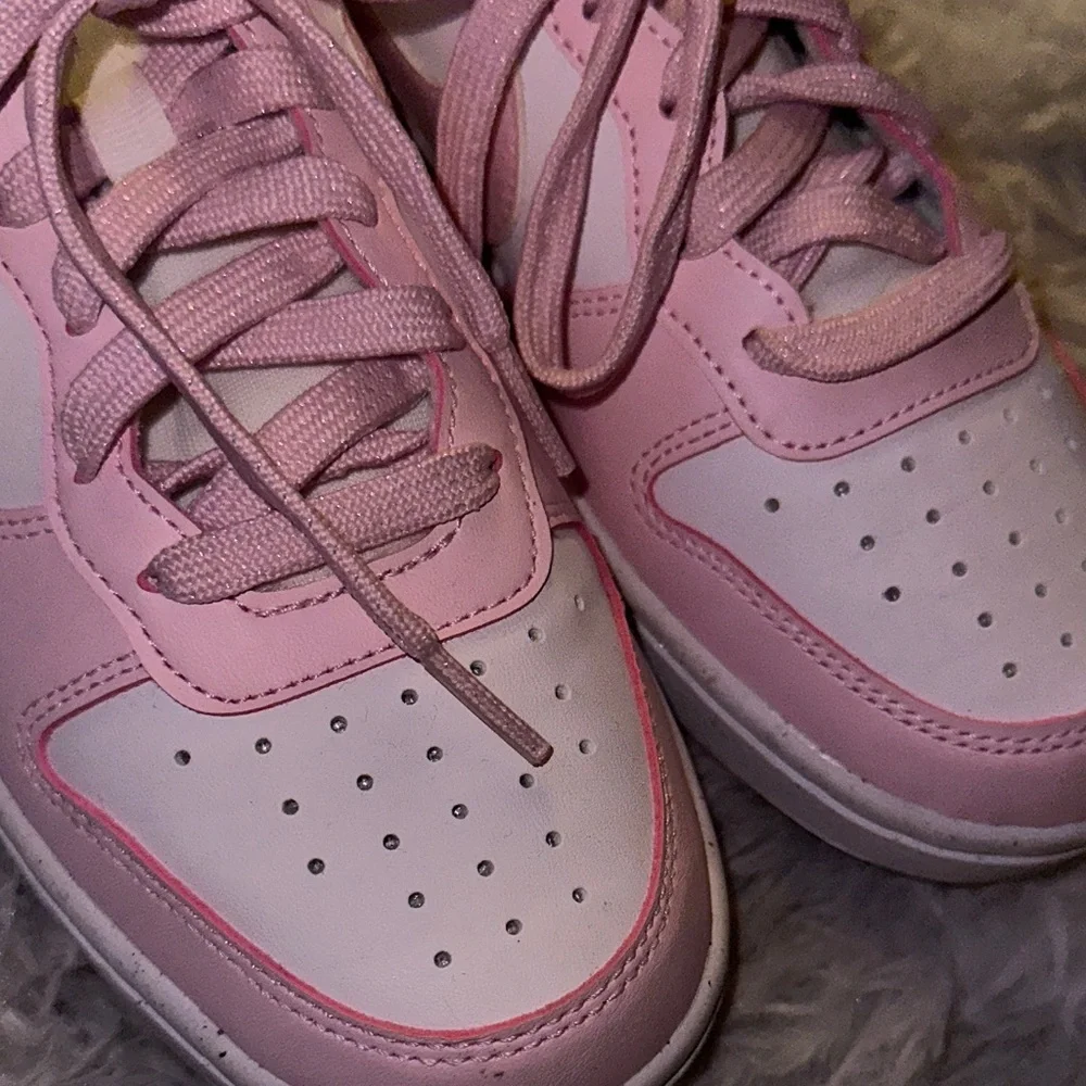 Nike Light Pink and White Low Top Sneakers - NWOT 5Y